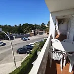 דירה Dos Aveiros, T1 Renovado A 5 Minutos Da - *