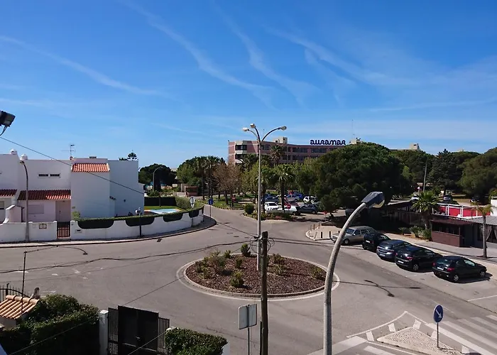 Dos Aveiros, T1 Renovado A 5 Minutos Da - Albufeira