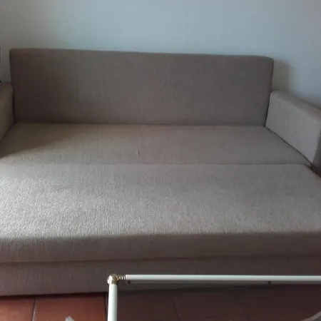 - Dolamar T1 Apartment