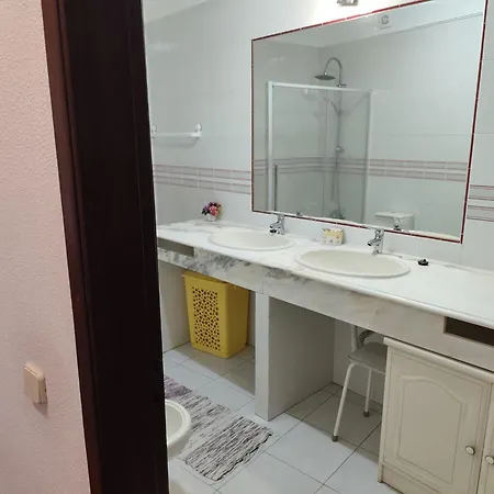 - Dolamar T1 Apartamento