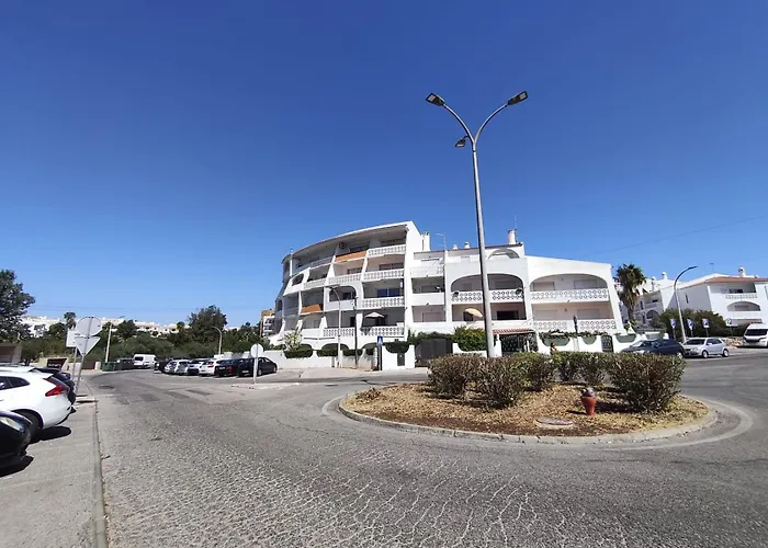 Dos Aveiros, T1 Renovado A 5 Minutos Da - Apartamento Albufeira