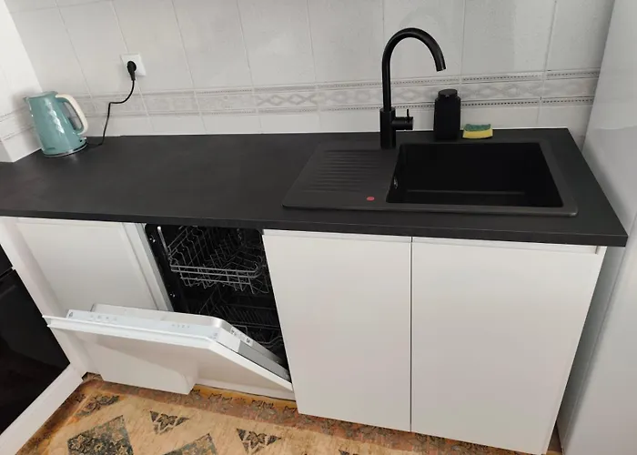 شقة Dos Aveiros, T1 Renovado A 5 Minutos Da -