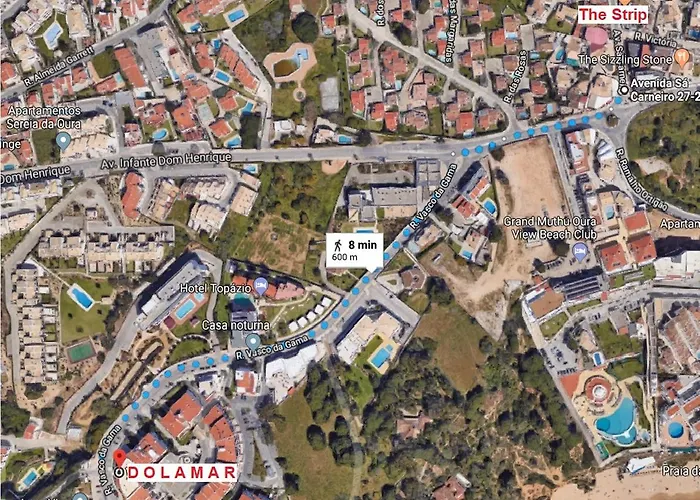 Apartamento Dos Aveiros, T1 Renovado A 5 Minutos Da -